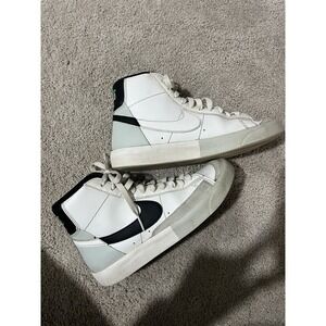 Nike Blazer Mid '77 SE 'Split - White Black Size 6Y